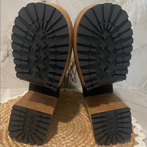 NWOT Dolls kill Current Mood Live Today Ankle Boots - Picture 5 of 7